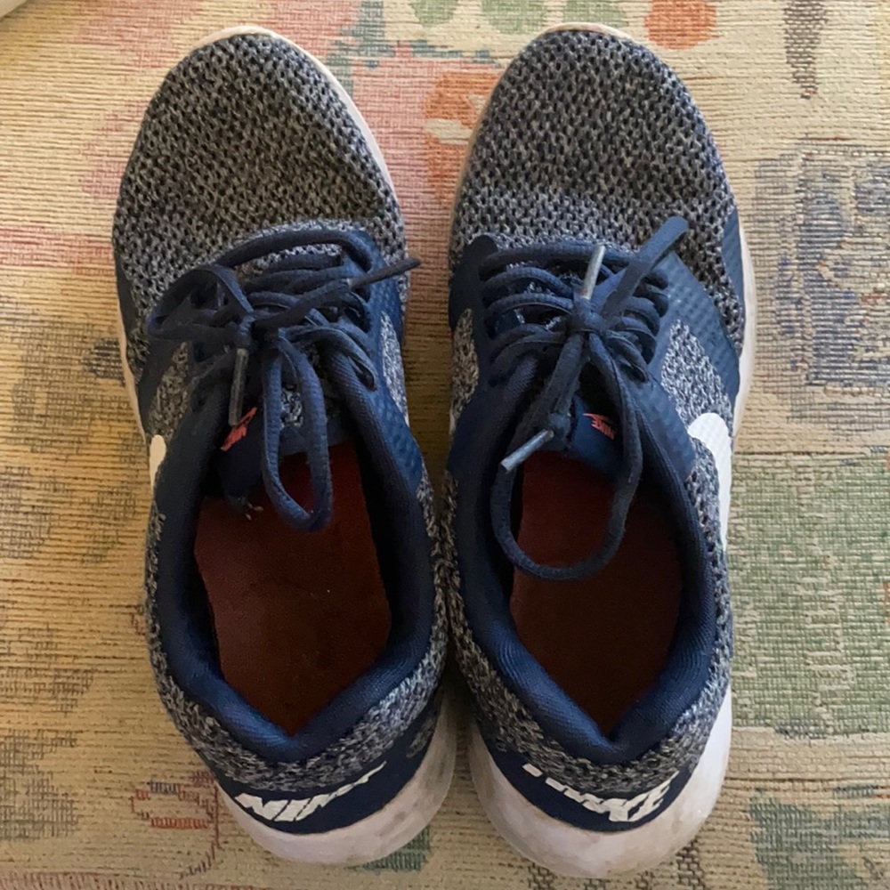 NIKE RUNNERS